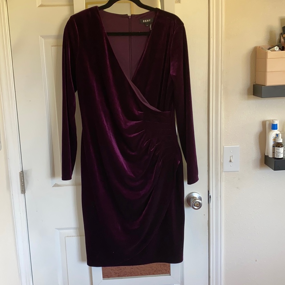 DKNY Velvet Side Ruche Long Sleeve Dress - 12